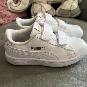 Kids Velcro Puma Sneakers